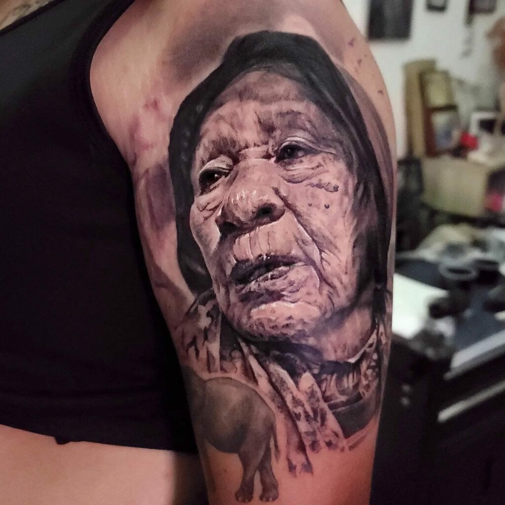 11+ Grandma Tattoo Ideas That Will Blow Your Mind! 13 Grandma Portrait Tattoo