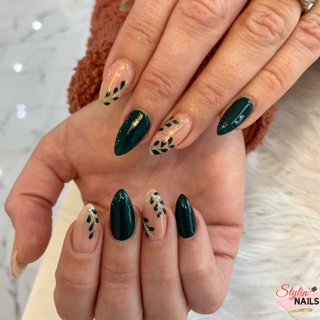 35 Latest Short Stiletto Nail Ideas to Try in 2024! 19 Emerald Chic Short Stiletto Nails