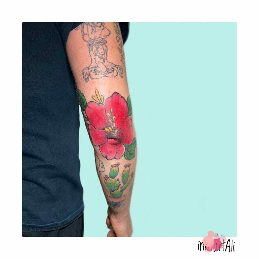 11+ Flower Tattoo For Men That Will Blow Your Mind! 18 Hibiscus flower tattoo