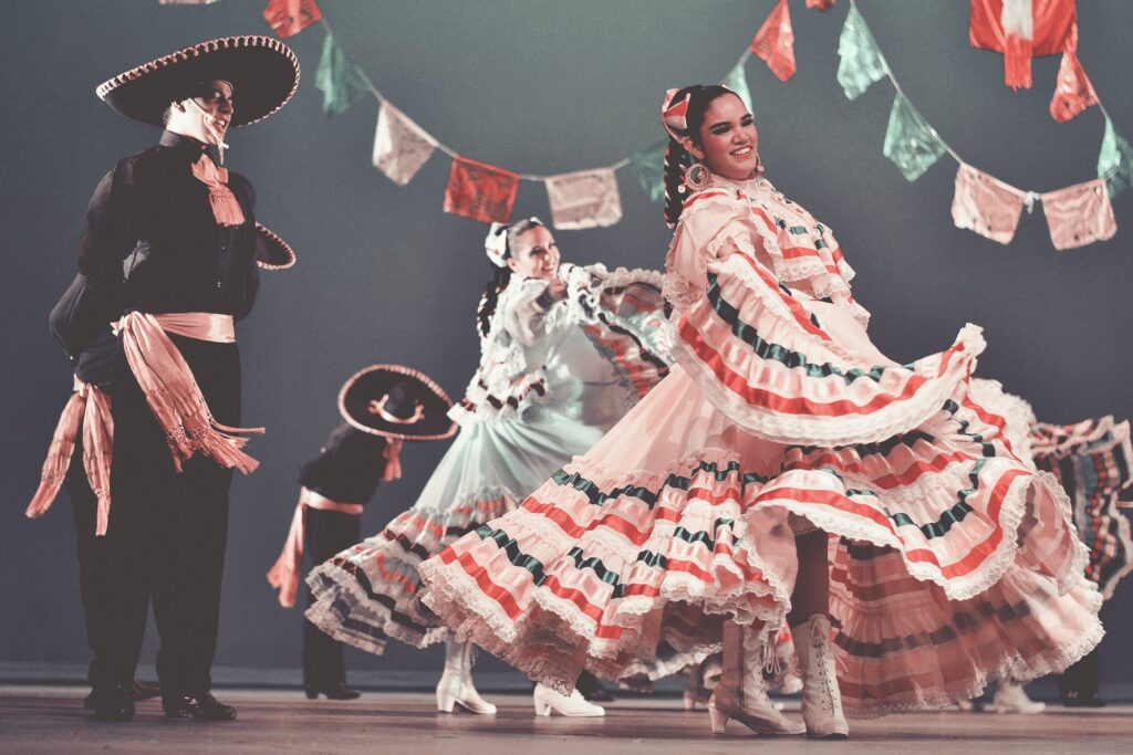 Outfit Ideas for a Mexican-Themed Party or Fiesta in 2024 11 Historical Tidbits