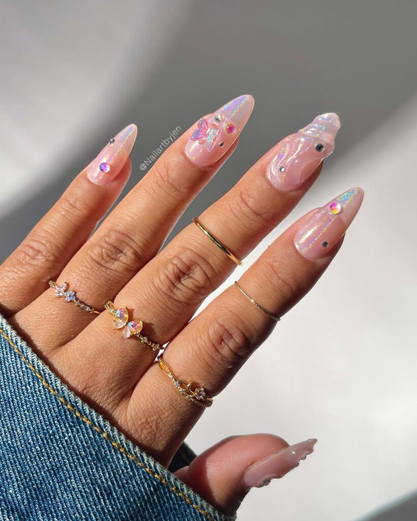 Natural-Looking Nail Ideas to Inspire You in 2024 π
43 Holographic Stars