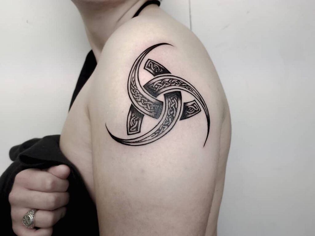 15+ Tattoo Viking Symbols That Will Blow Your Mind! 20 Horn Triskelion Tattoo