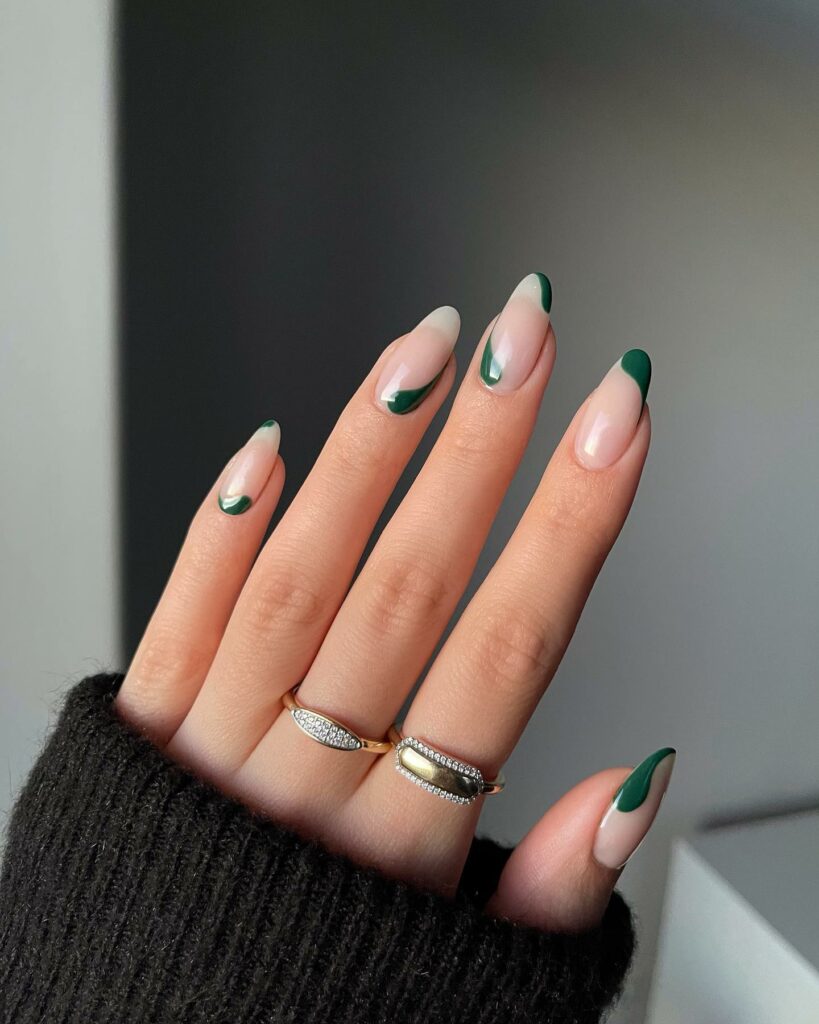 Celebrate with 33 Short Christmas Nail Ideas in 2024 24 Emerald Short Christmas Nails