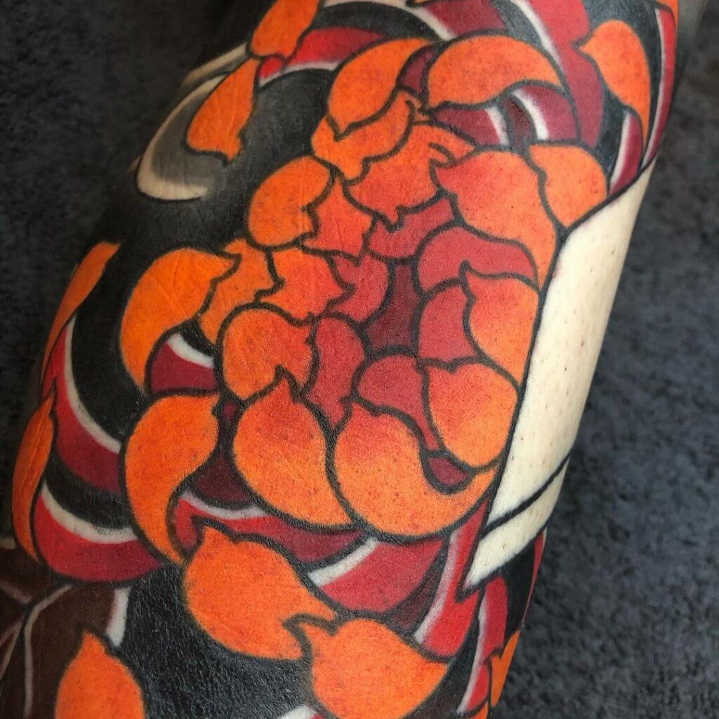 11+ Traditional Japanese Tattoo Ideas You Have To See To Believe! 18 Japanese Chrysanthemum Tattoo