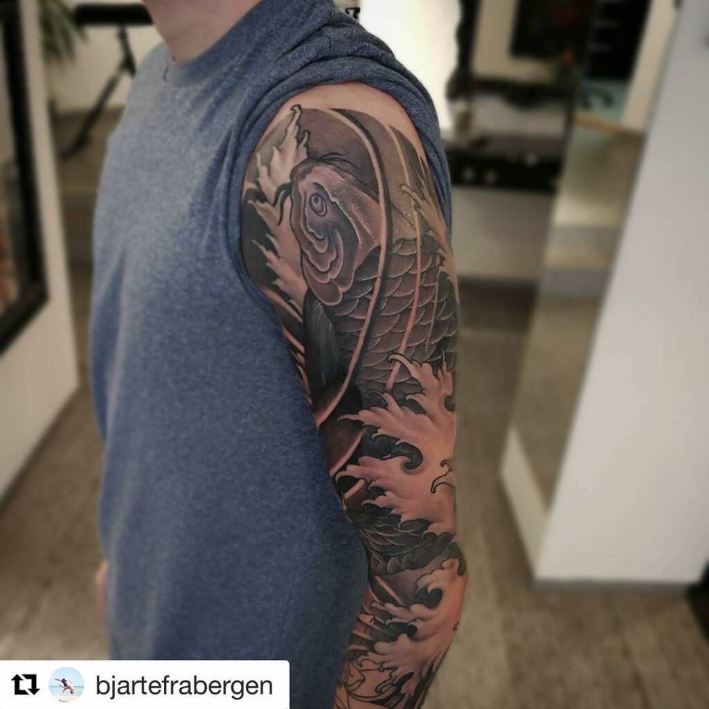 16+ Japanese Water Tattoo Ideas To Inspire You! 24 Japanese Water Tattoo Sleeve