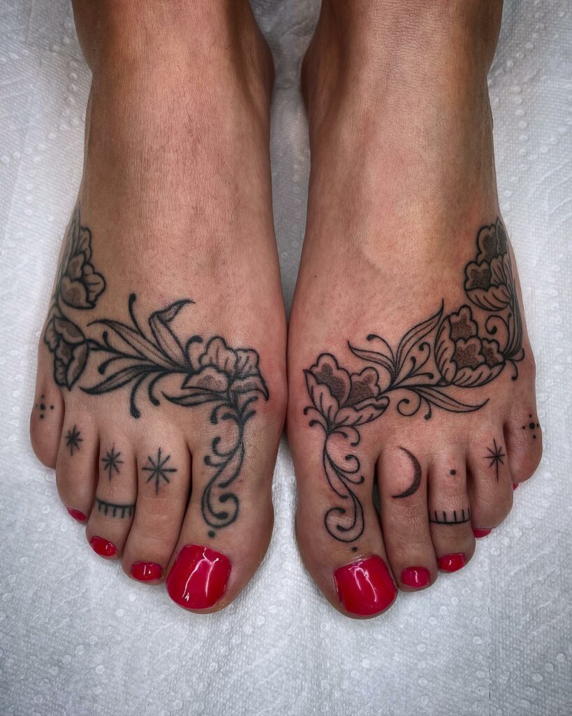 11+ Tattoo On Side Of Foot Designs That Will Blow Your Mind! 19 Large Tattoo Idea For Women