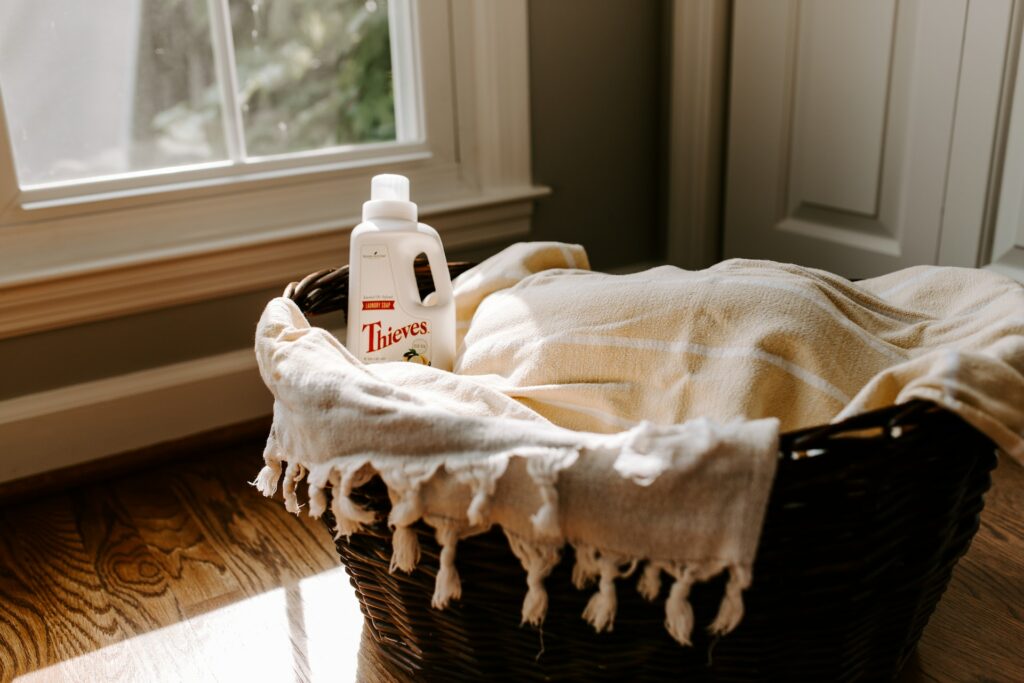 How to Get Lip Gloss Out Of Clothes - 5 Tips To Try Now! 16 Laundry Detergent