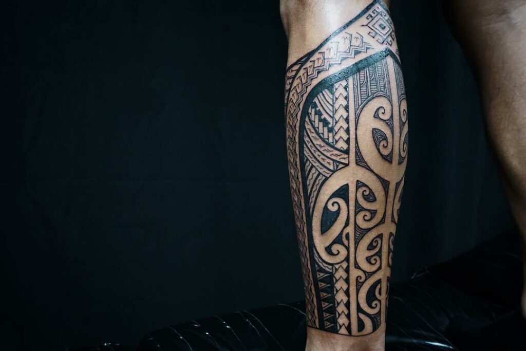 12+ Leg Tribal Tattoo Ideas To Inspire You! 20 Leg Sleeve Tribal Tattoo