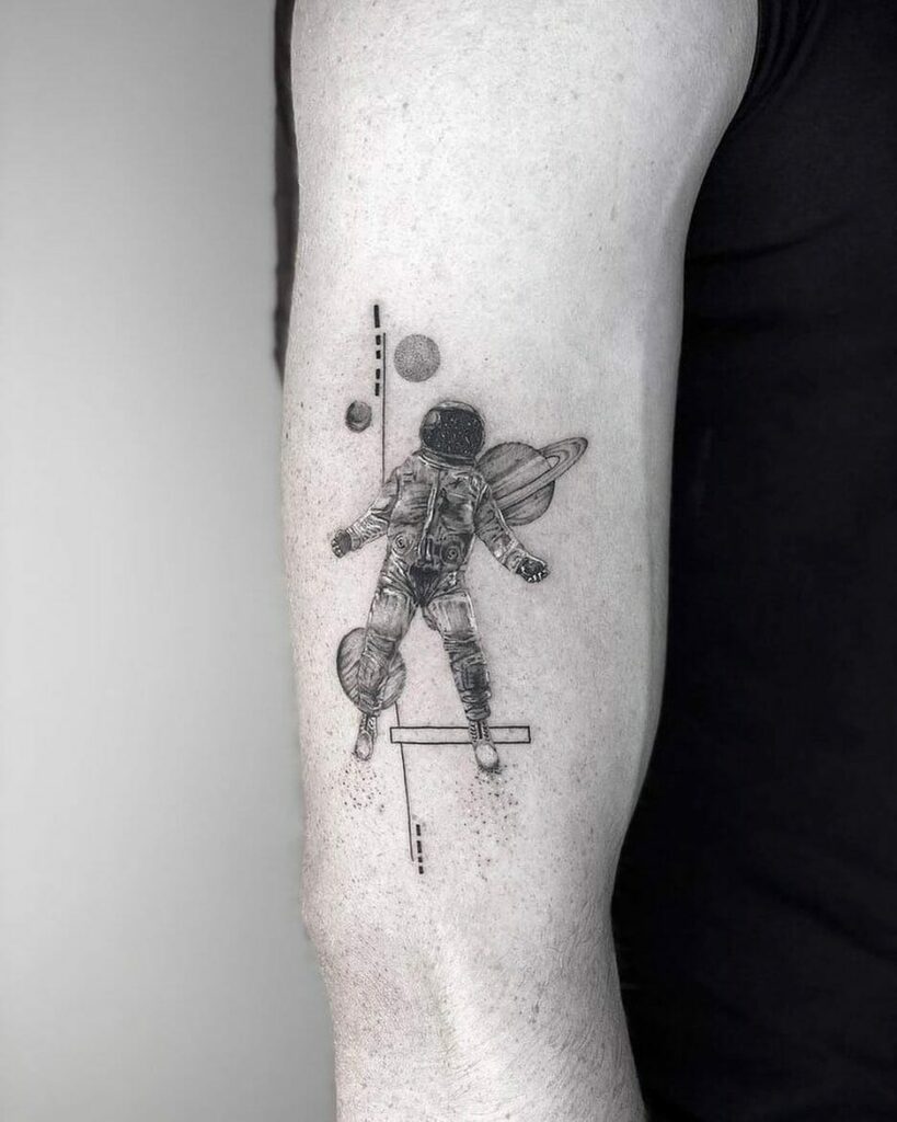 10+ Simple Astronaut Tattoo Ideas That Will Blow Your Mind! 14 Line Drawing Astronaut Tattoo Simple of Explore Space