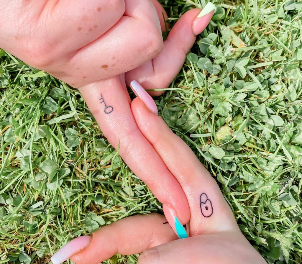 11+ Girly Best Friend Tattoos Ideas That Will Blow Your Mind! 17 Lock And Key Tattoos