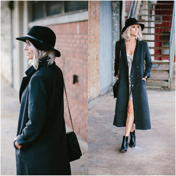 What to Wear Over a Cocktail Dress to Stay Warm & Stylish in 2024 10 Long Coat