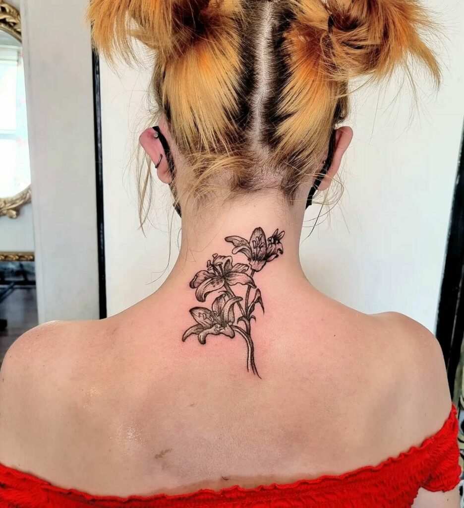 19+ Back Of Neck Tattoo Ideas You'll Have To See To Believe! 20 Lovely Back Of Neck Tattoo Designs With Floral Patterns