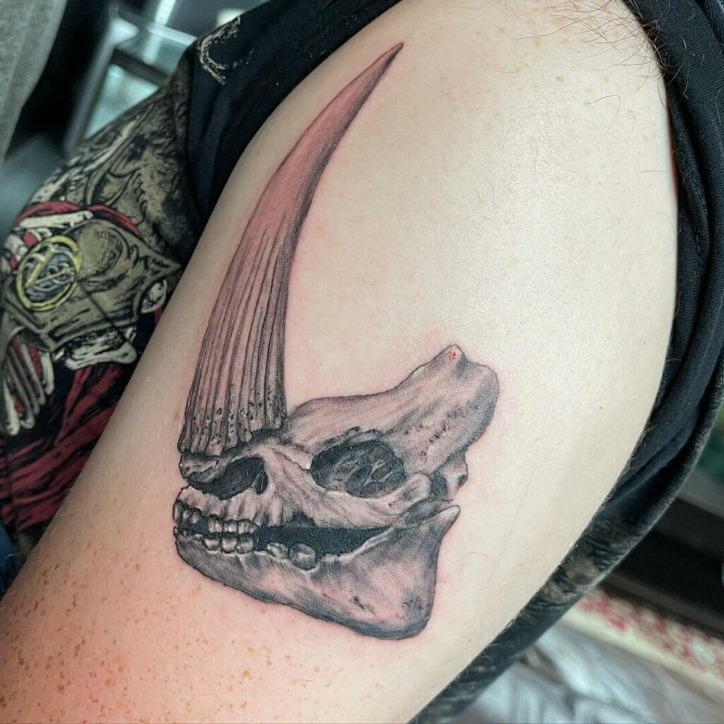 10+ Mudhorn Tattoo Ideas That Will Blow Your Mind! 11 Mandalorian Signet Skull Tattoo
