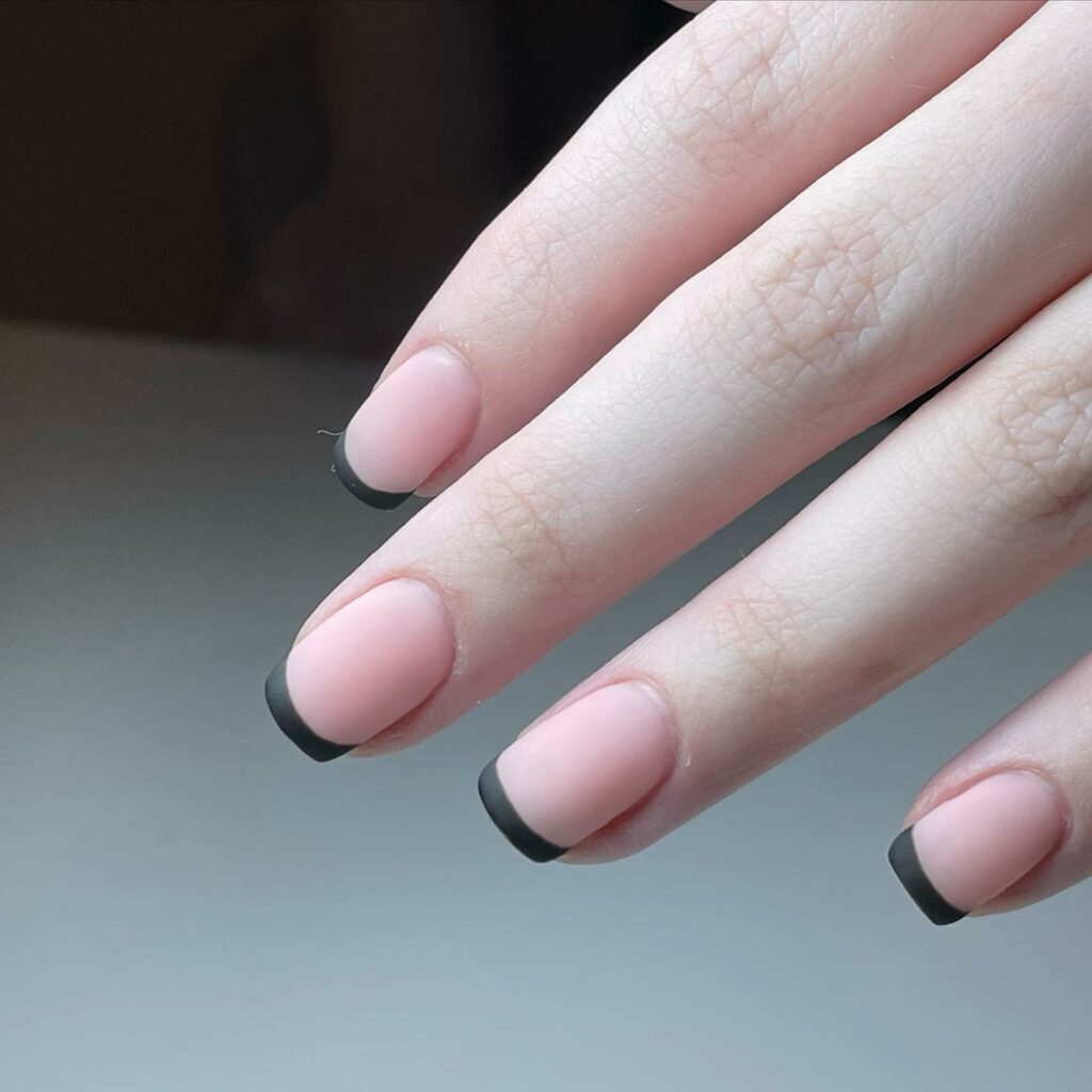 22 Latest Short Black French Tip Nail Ideas To Try In 2024! 21 Matte Short Black French Nails