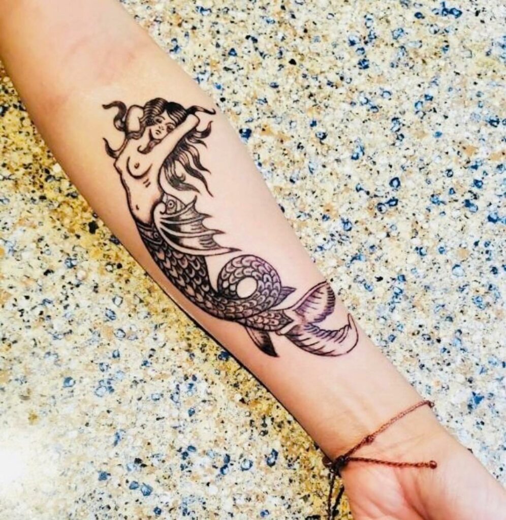 11+ Black American Traditional Tattoo Ideas That Will Blow Your Mind! 14 Mermaid Tattoo