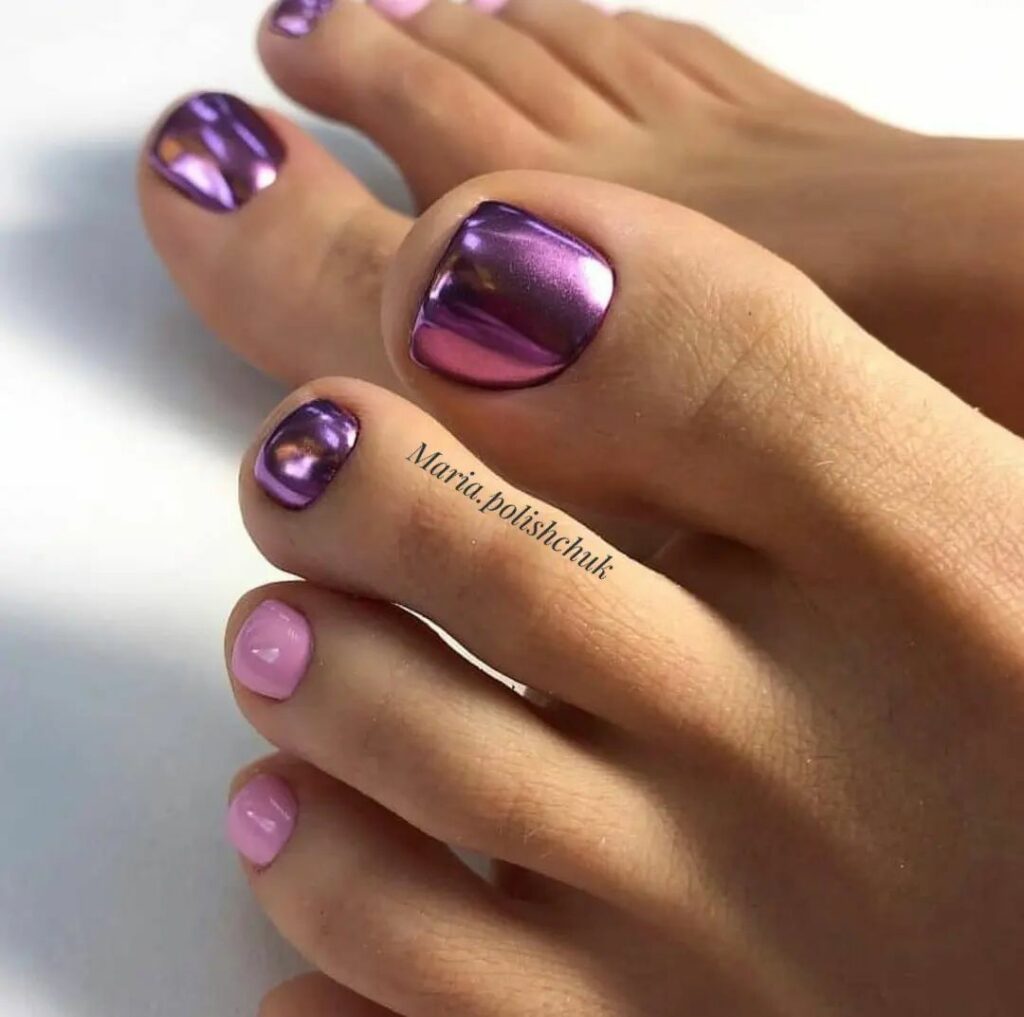30 Gel Pedicure Ideas to Experiment with in 2024 19 Metallic pedicure nails