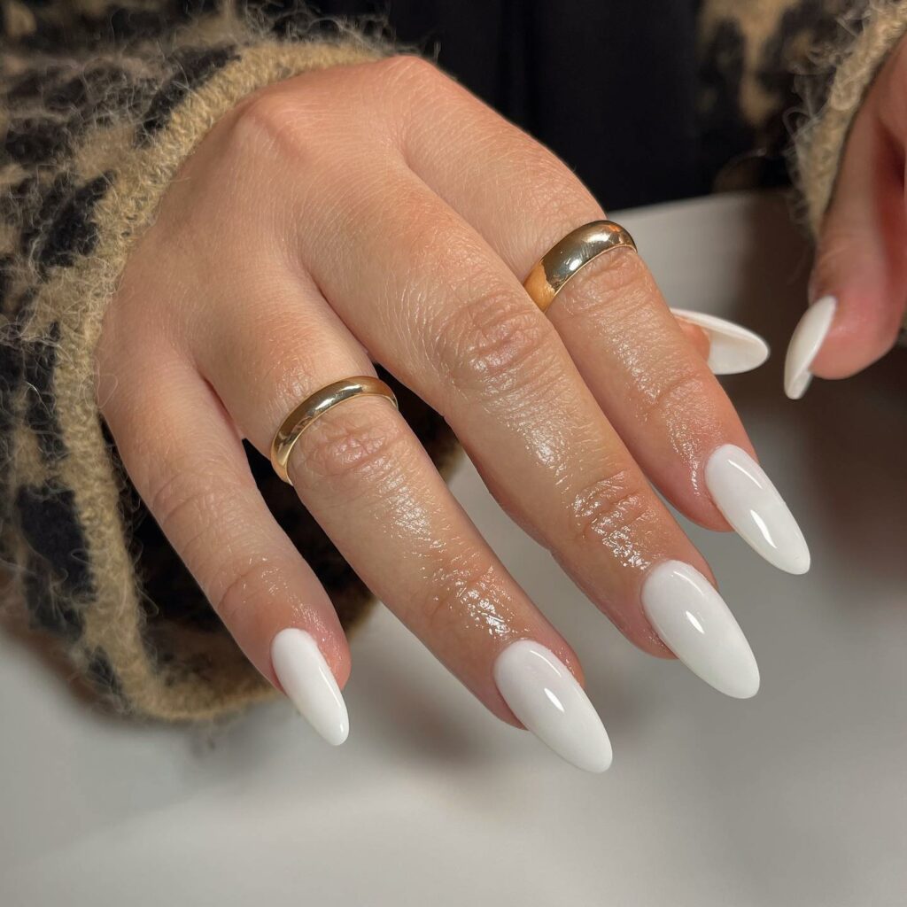 Rock 25 Chic White Almond Nail Designs in 2024 15 Lustrous Milky-White Almond Nails