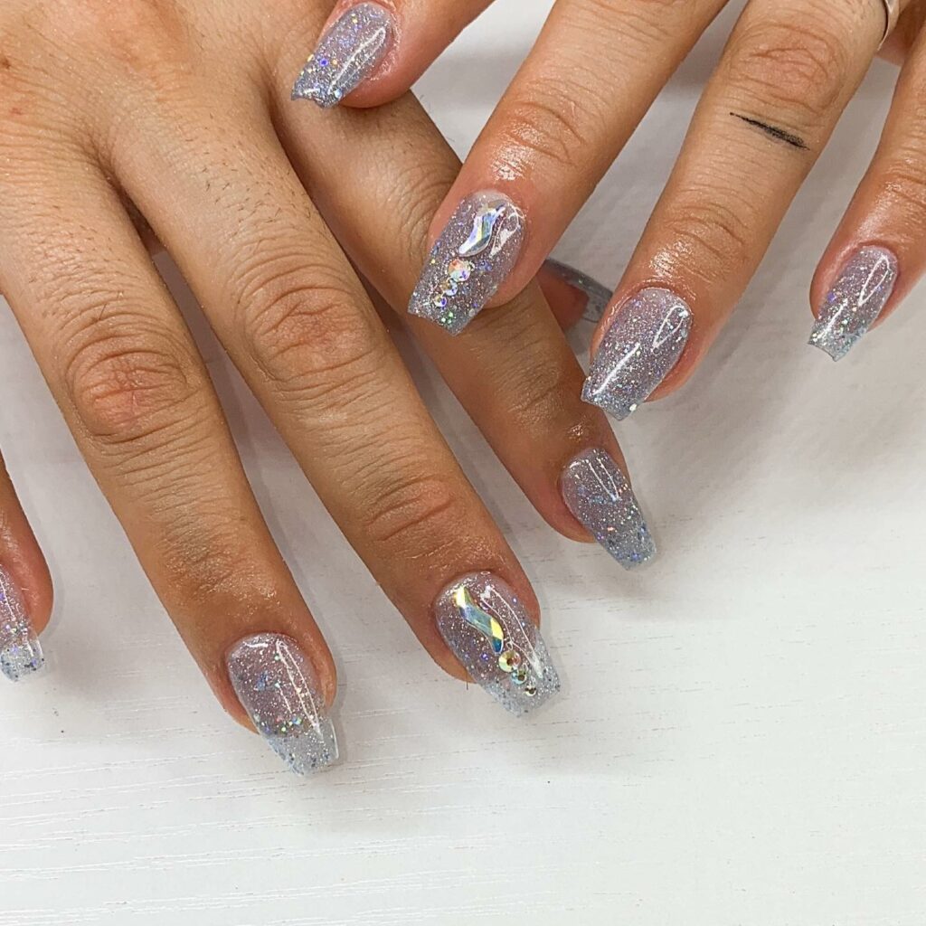 Trendy Short Coffin Nail Designs to Inspire You in 2024 ⚰️ 25 Modern Classic