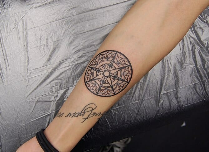 What Does A Compass Tattoo Mean 27 Monochromatic Compass Tattoos