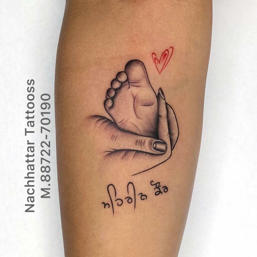 10+ Baby Tattoo For Mom Ideas That Will Blow Your Mind! 18 Mother Holding Child's feet Tattoo