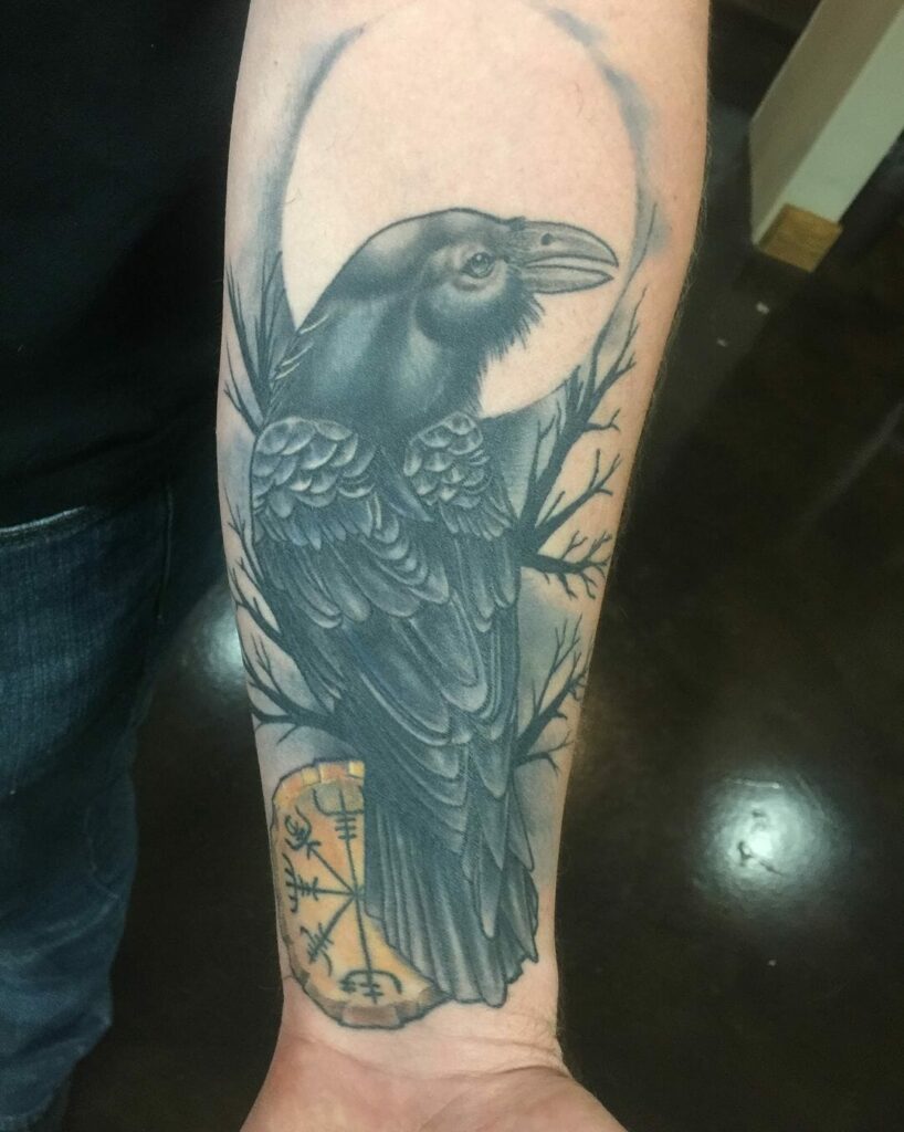 12+ Odins Ravens Tattoo Ideas To Inspire You! 19 Neo-Traditional Raven Tattoo