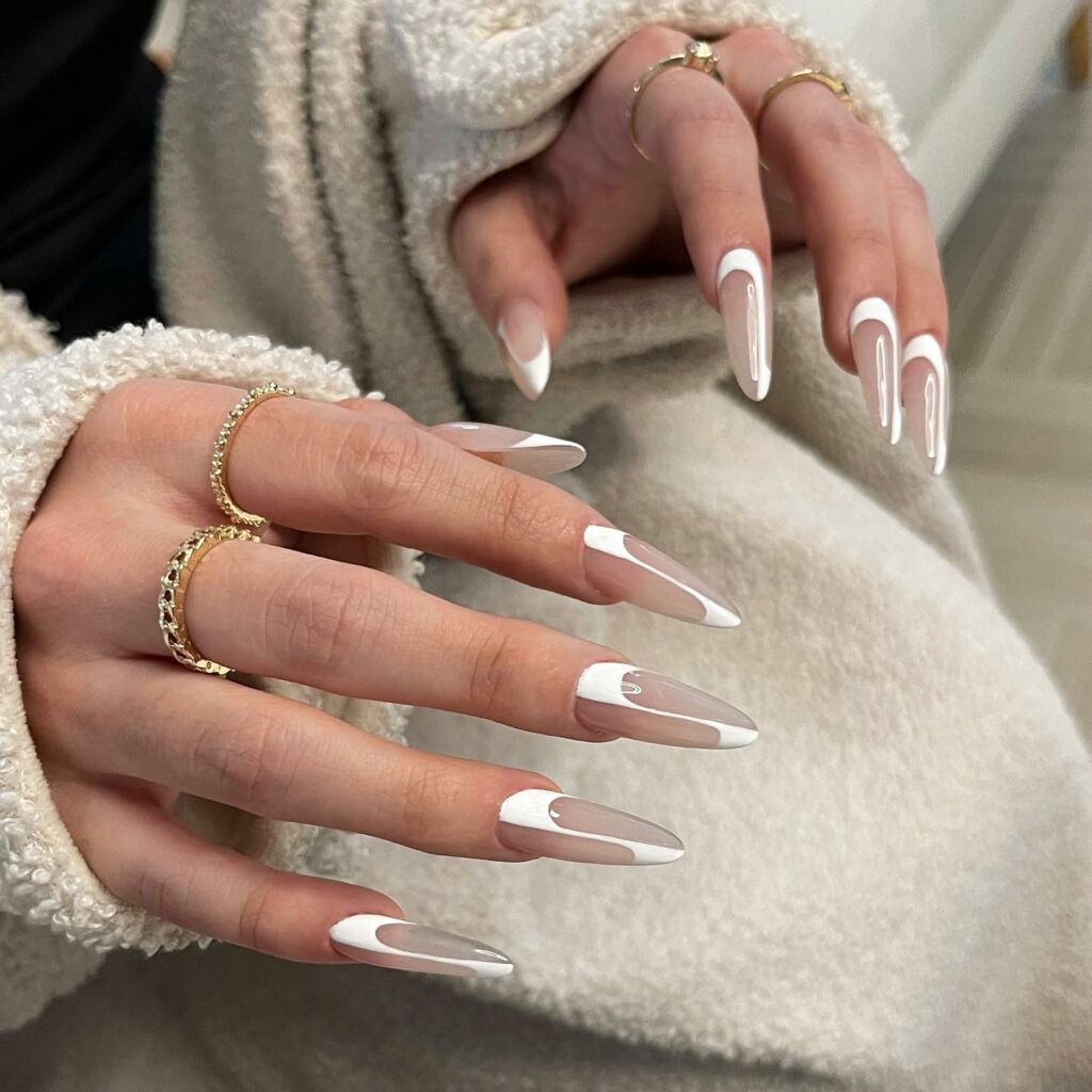 Natural-Looking Nail Ideas to Inspire You in 2024 π
37 Nude Silhouettes