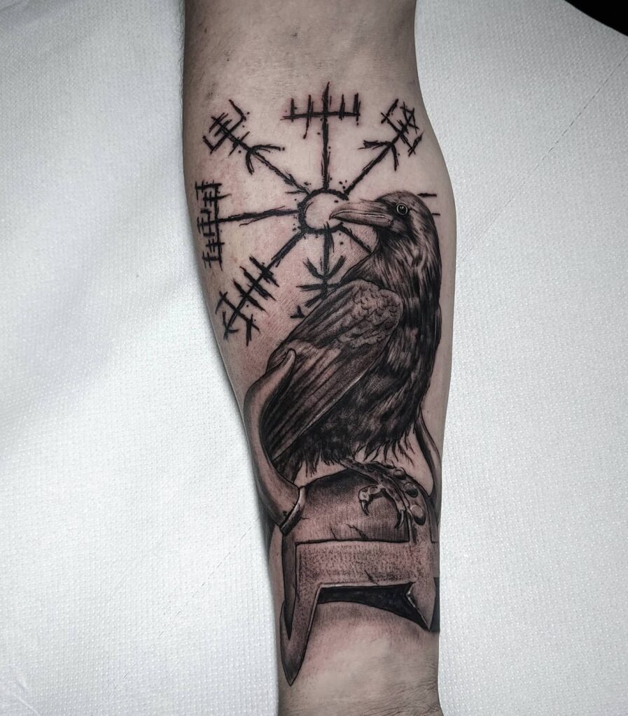 11+ Viking Raven Tattoo Ideas That Will Blow Your Mind! 15 Odin's Ravens Huggin Tattoo Ideas
