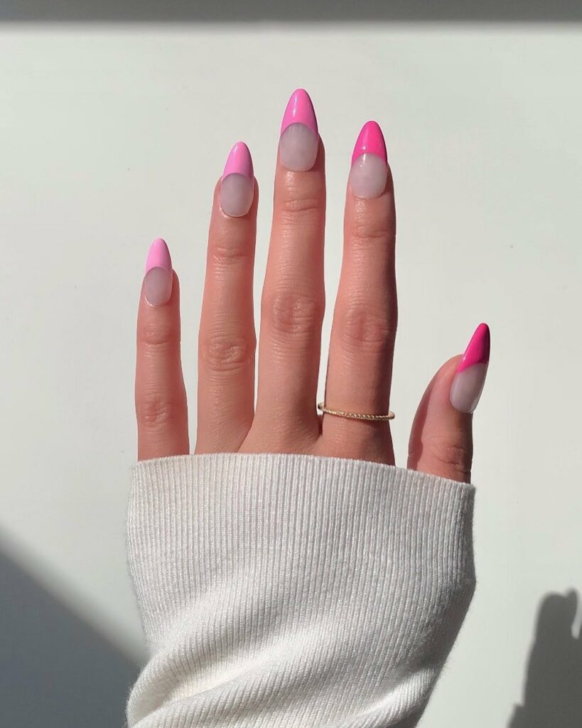 Charming Pink and White Ombre Nail Ideas for 2024 💗 20 Ombre Almond Nails