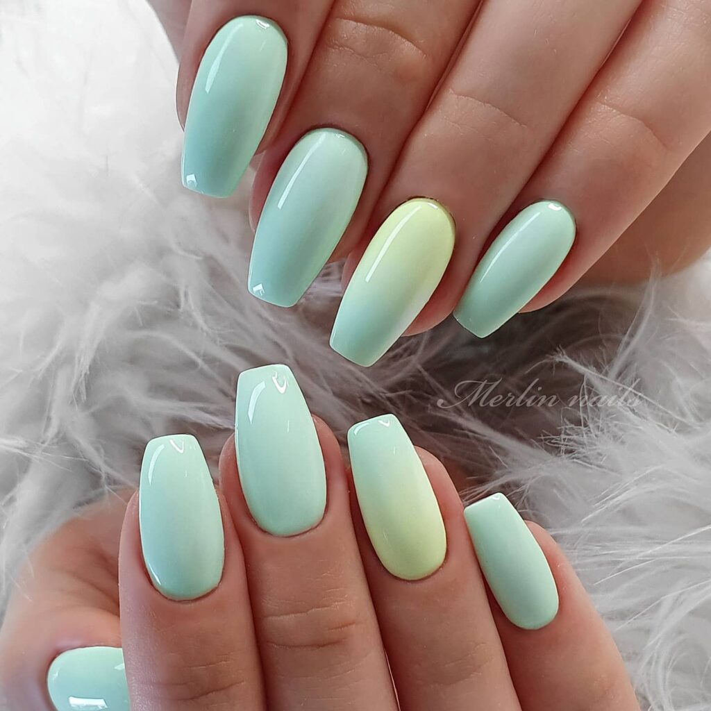 30 Latest Mint Green Nail Ideas To Try Today! 50 Gradient Ombre Mint Green Nails