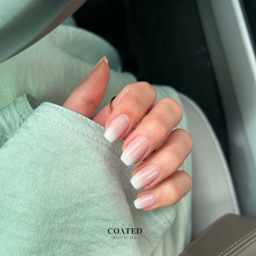 Natural-Looking Nail Ideas to Inspire You in 2024 π
42 Opalescent Gradient