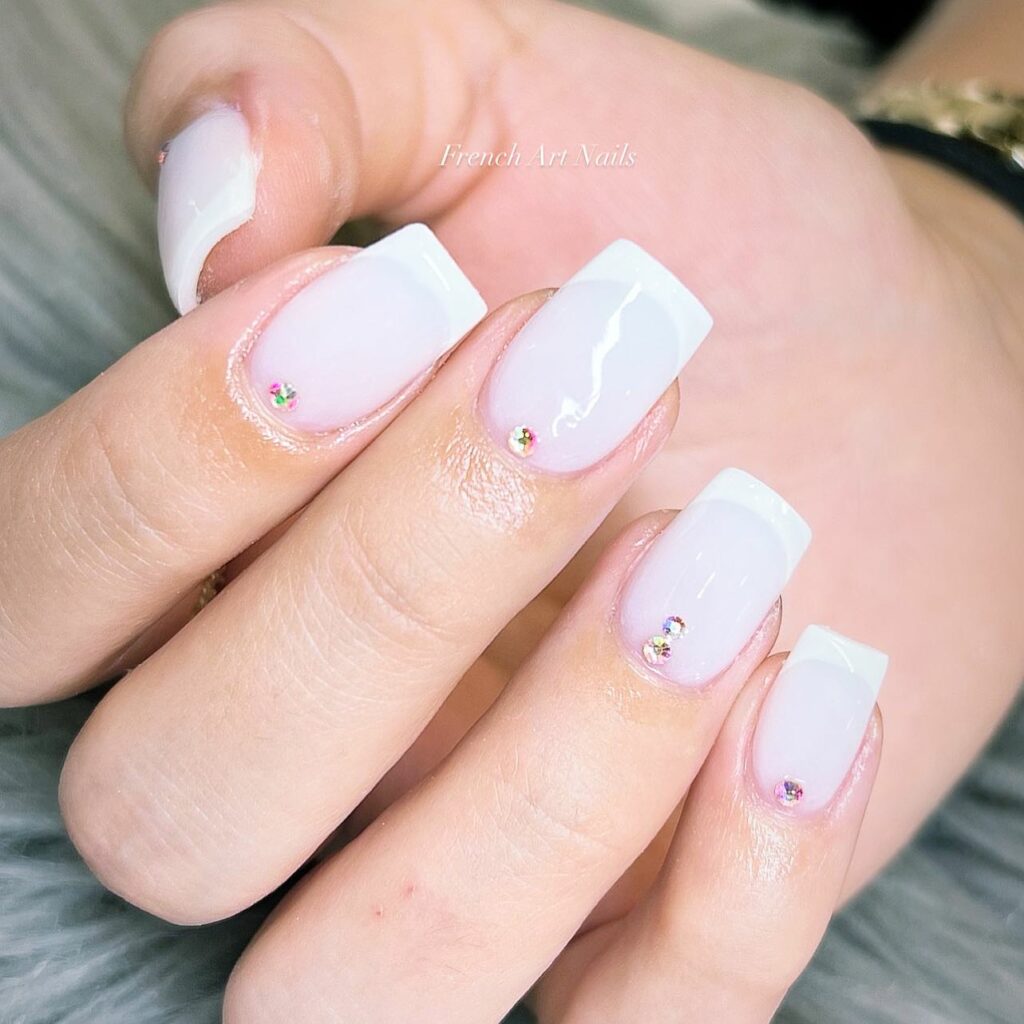 Natural-Looking Nail Ideas to Inspire You in 2024 π
39 Open French Manicure