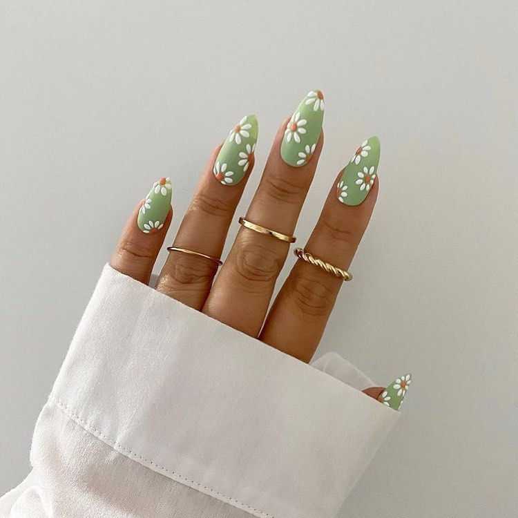 49 Latest Thanksgiving Nail Designs For 2024 23 Painted Patches