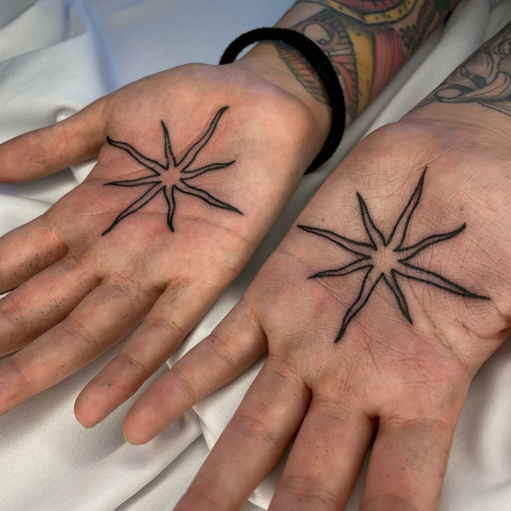 11+ Outline Tattoo Drawings Ideas That Will Blow Your Mind! 16 Palm Outline Tattoos