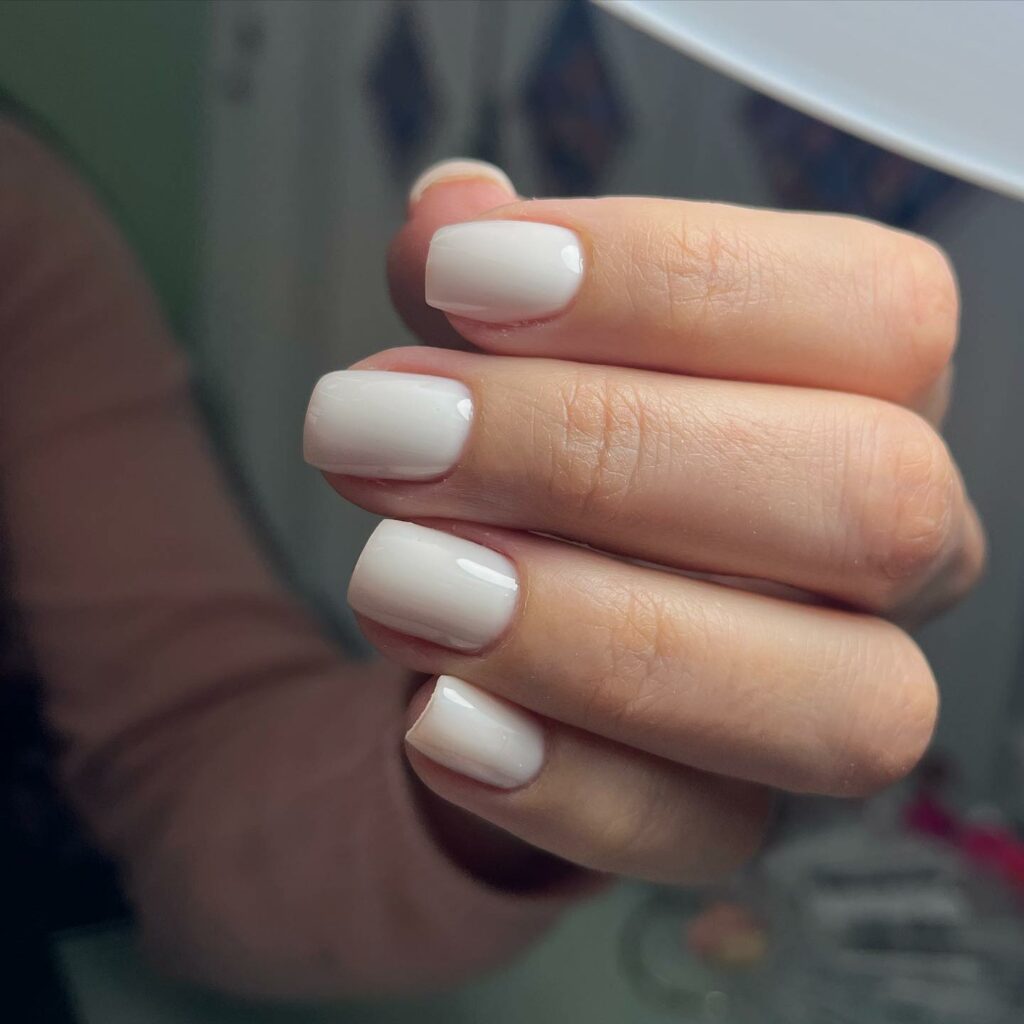 Discover 40 Short White Nail Designs for 2024 18 Penguins short white nails