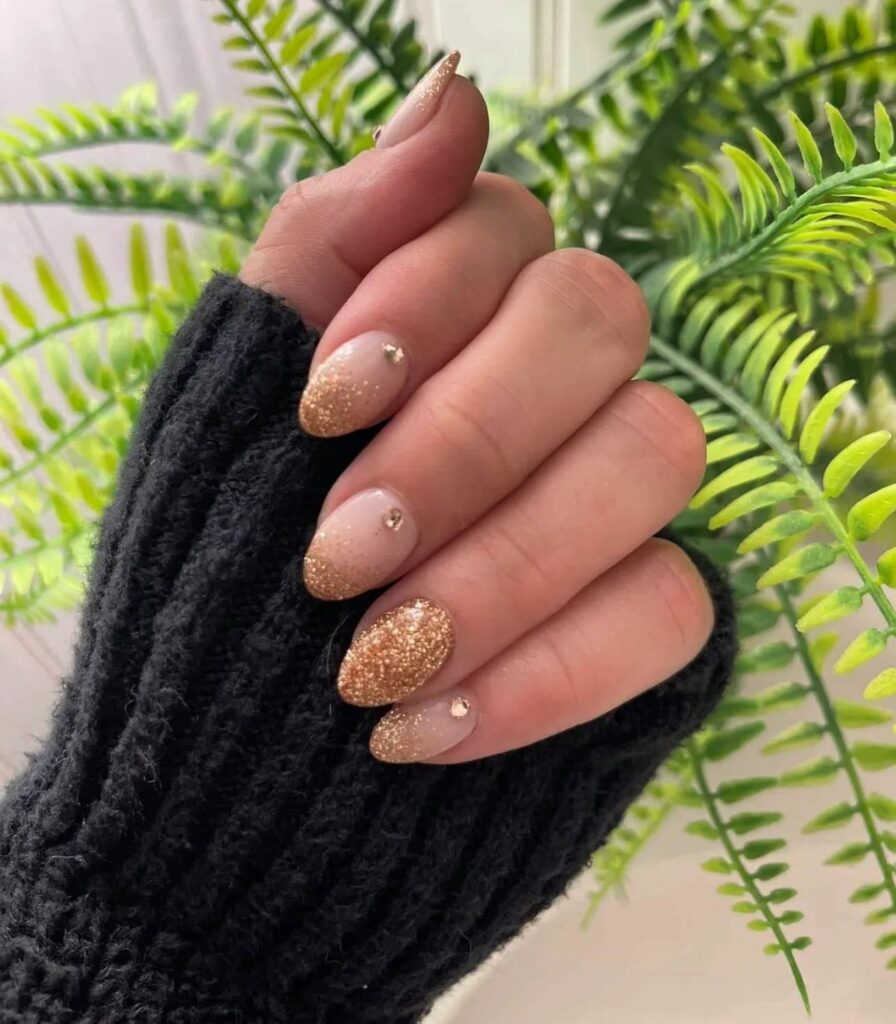 40 Latest New Year’s Nail Art Ideas To Try In 2024 17 Pink Golden Nails