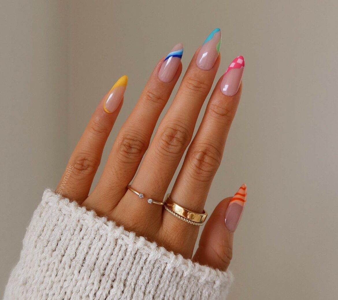 22 Latest Preppy Nail Ideas To Try In 2024! 10