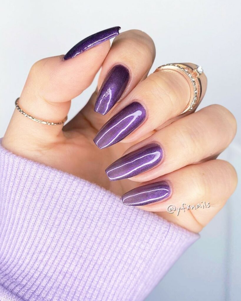 Captivating Cat-Eye Nail Designs to Try in 2024 π» 47 Pretty in Purple cat eye nails