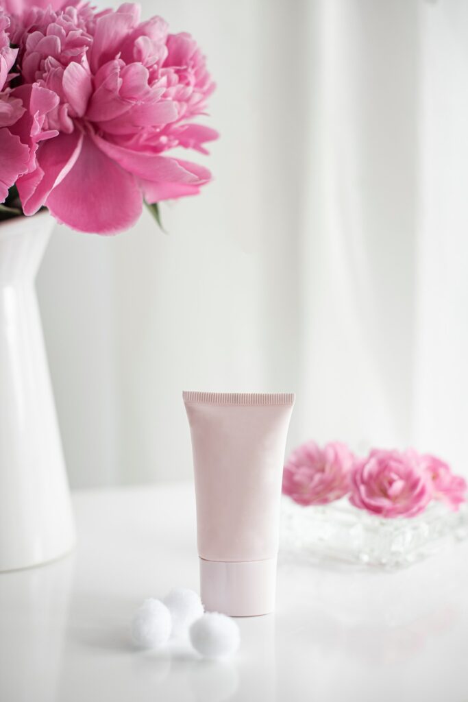 5 Amazing Benefits Of Hibiscus Tea For The Skin 12 Quenching the Skin's Thirst with Hibiscus