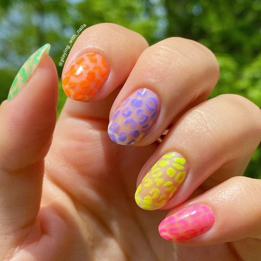 Get Creative with 39 Cute Short Nails Designs for 2024 51 Serpentine Chic