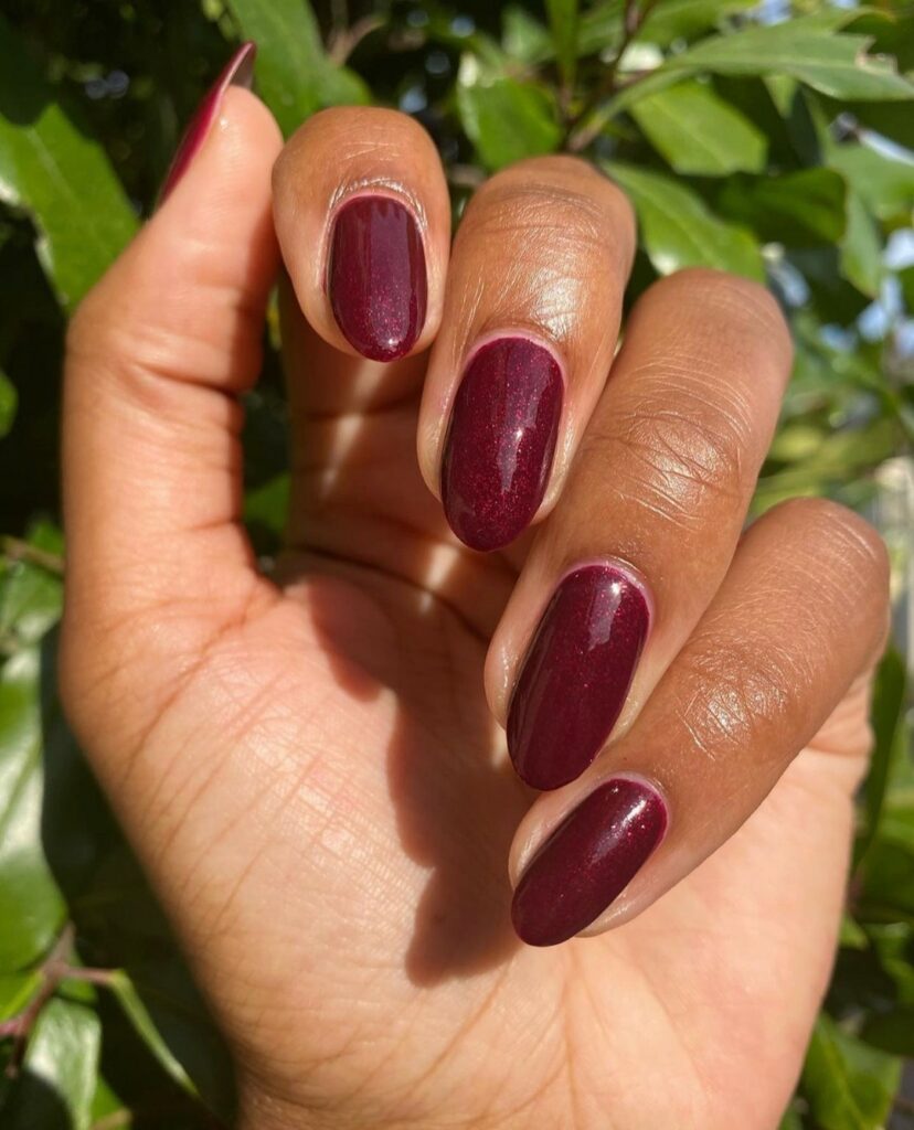30 Latest November Nail Designs To Try This Fall 13 Shimmering Cranberry nails