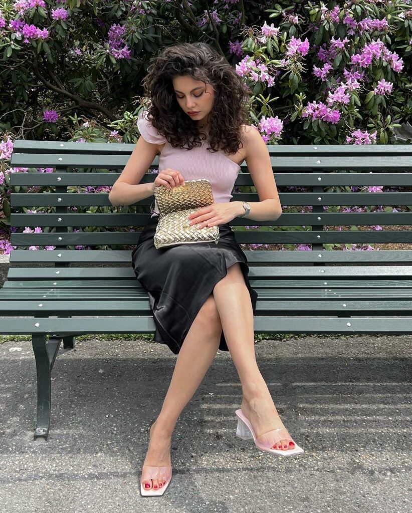 10 Amazing Soft Girl Outfits to Inspire You in 2024 17 Shoes