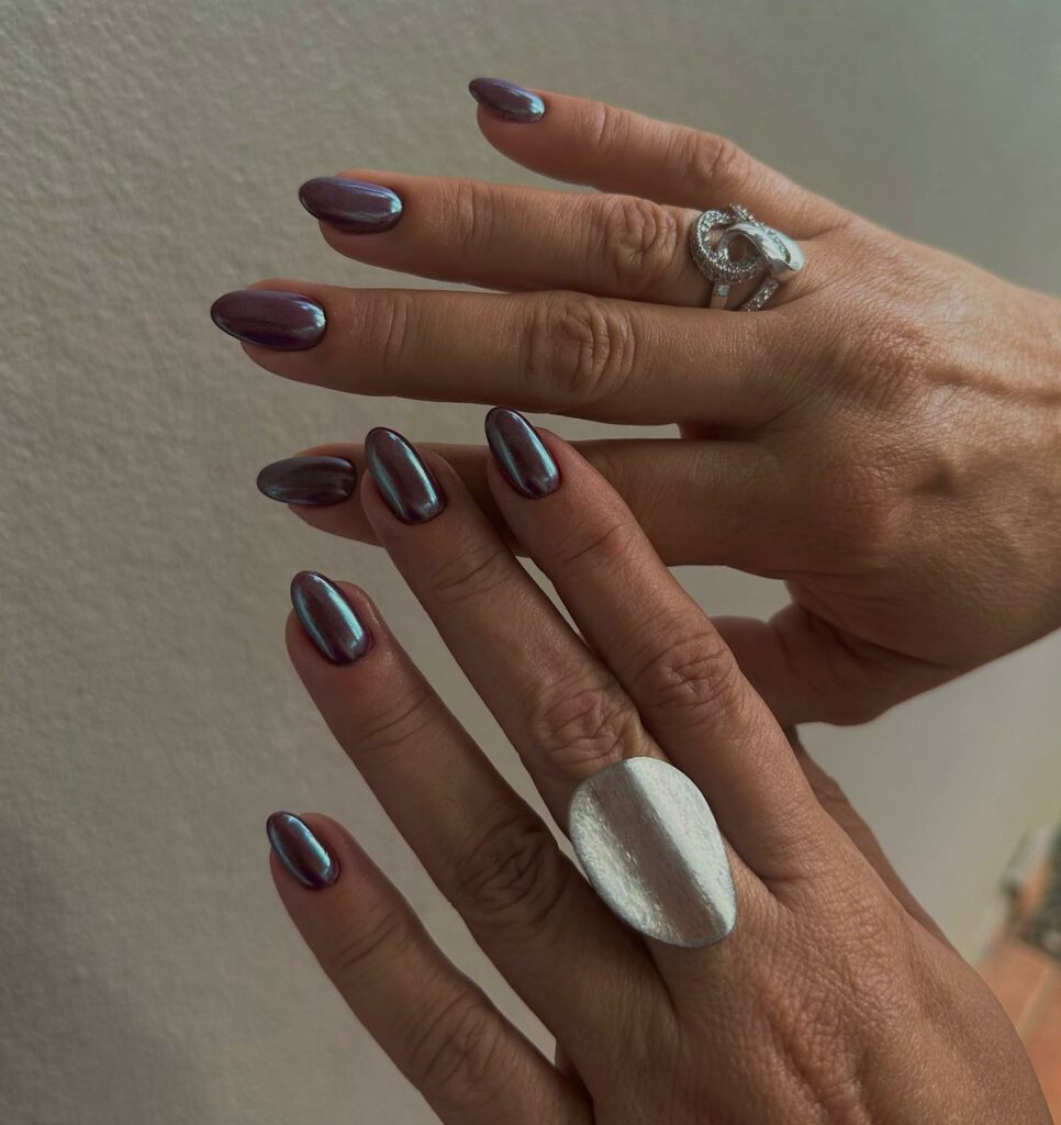 20 Latest Brown Chrome Nails Ideas To Try In 2024! 28 Versatile Charm of Short Brown Chrome Nails