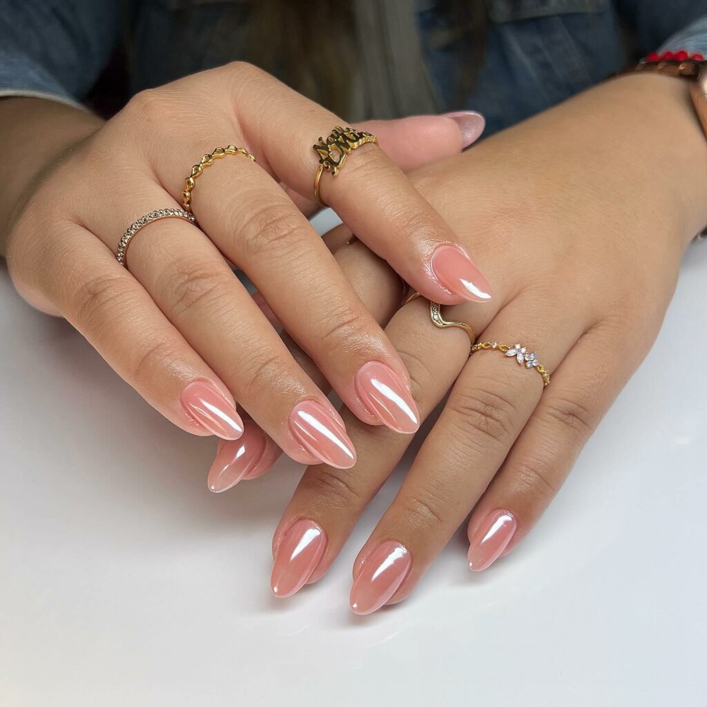 20 Latest Hailey Bieber-Inspired Glazed Donut Nail Ideas To Try In 2024! 28 Short and Chic Glazed Donut Nails