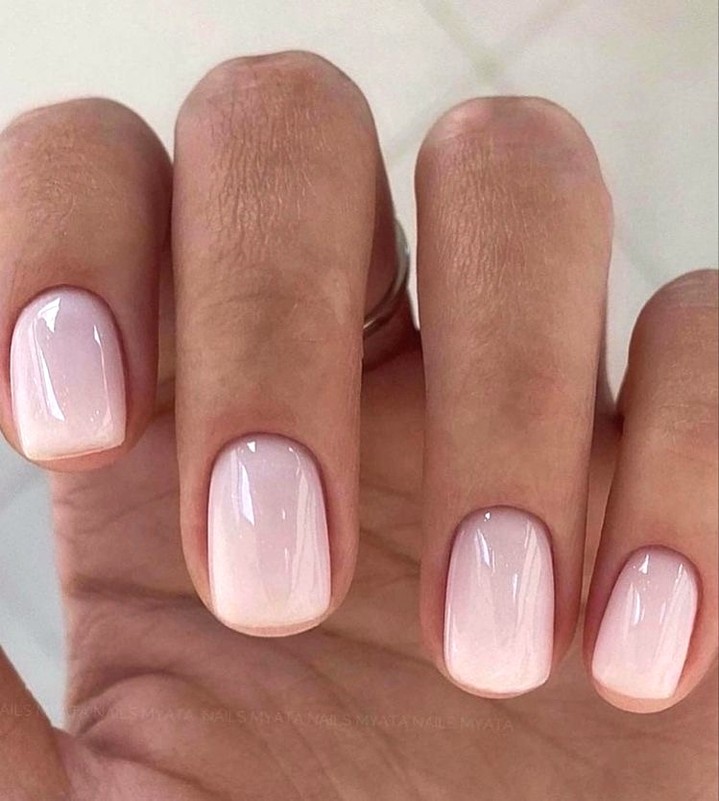 Chic Ombré French Nail Designs to Try in 2024 🇫🇷 11 Short and Glossy