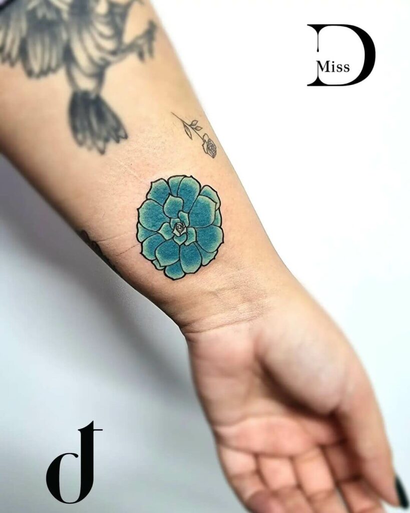 11+ Minimalist Succulent Tattoo Ideas That Will Blow Your Mind! 13 Simple Succulent Tattoo