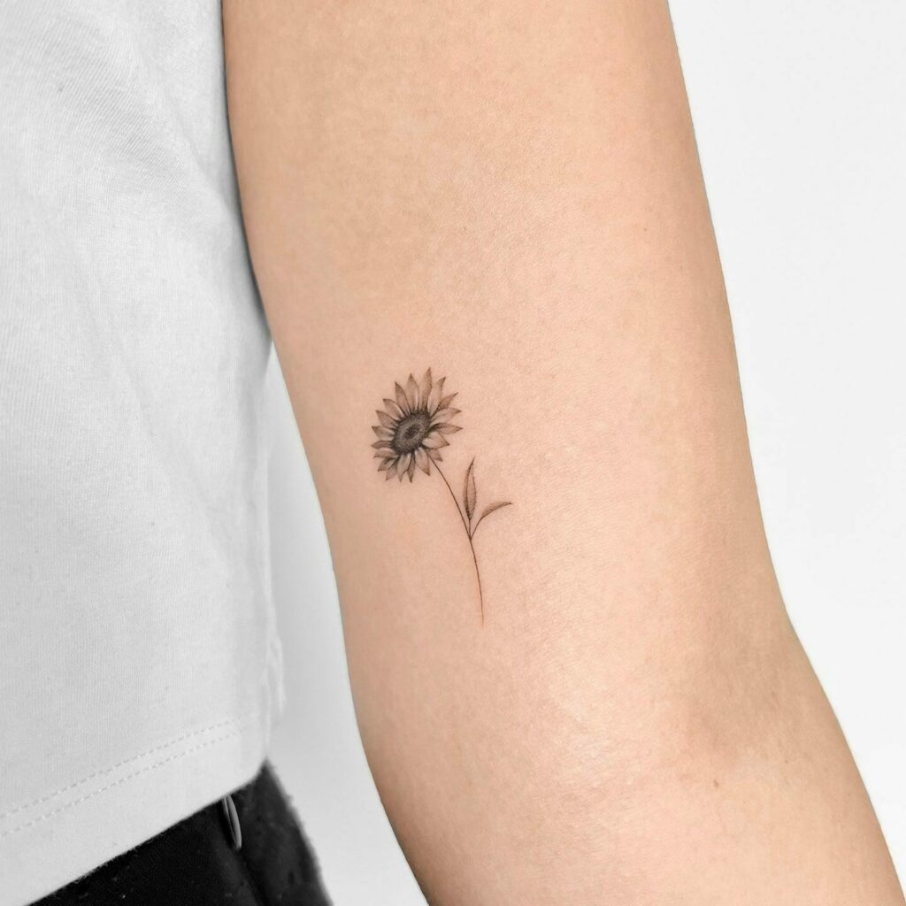 11+ Mini Small Sunflower Tattoo Ideas That Will Blow Your Mind! 16 Simple Sunflower Tattoo Ideas