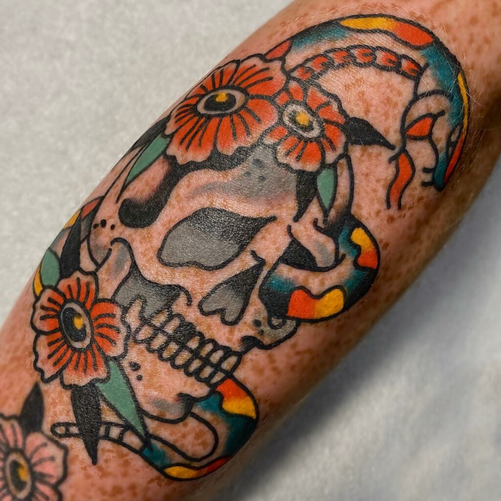 10+ Traditional Lady Head Tattoo That Will Blow Your Mind! 17 Skull And Snake Face Tattoo