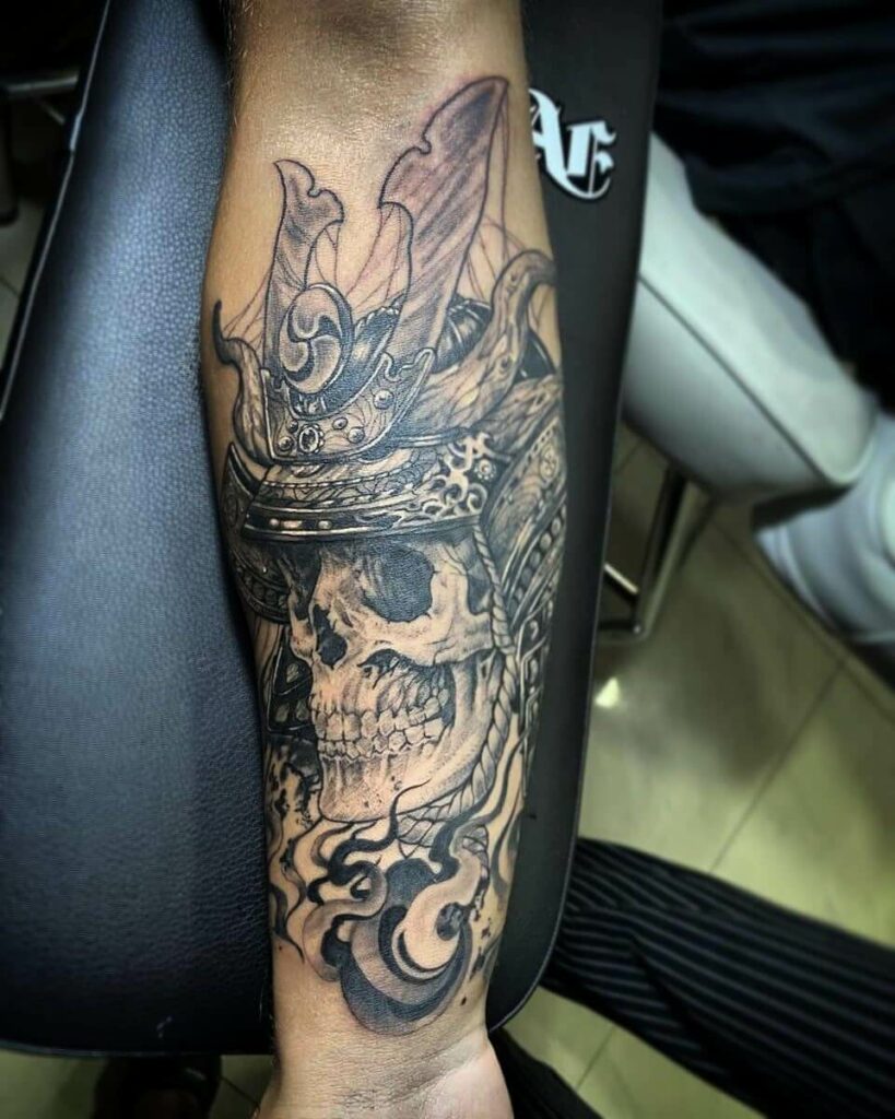 11+ Japanese Skulls Tattoo Ideas That Will Blow Your Mind! 15 Skull Samurai