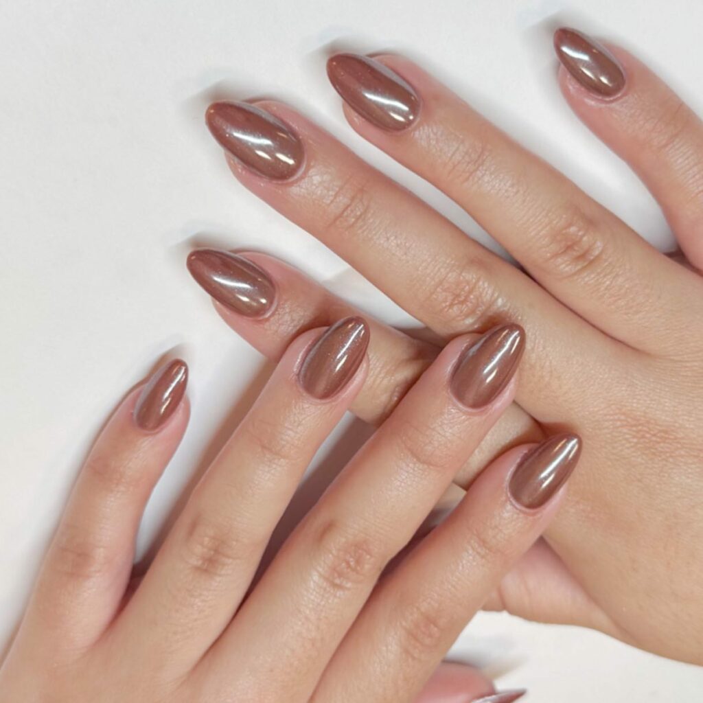 20 Latest Brown Chrome Nails Ideas To Try In 2024! 17 Sleek Sophistication of Brown Chrome Nails