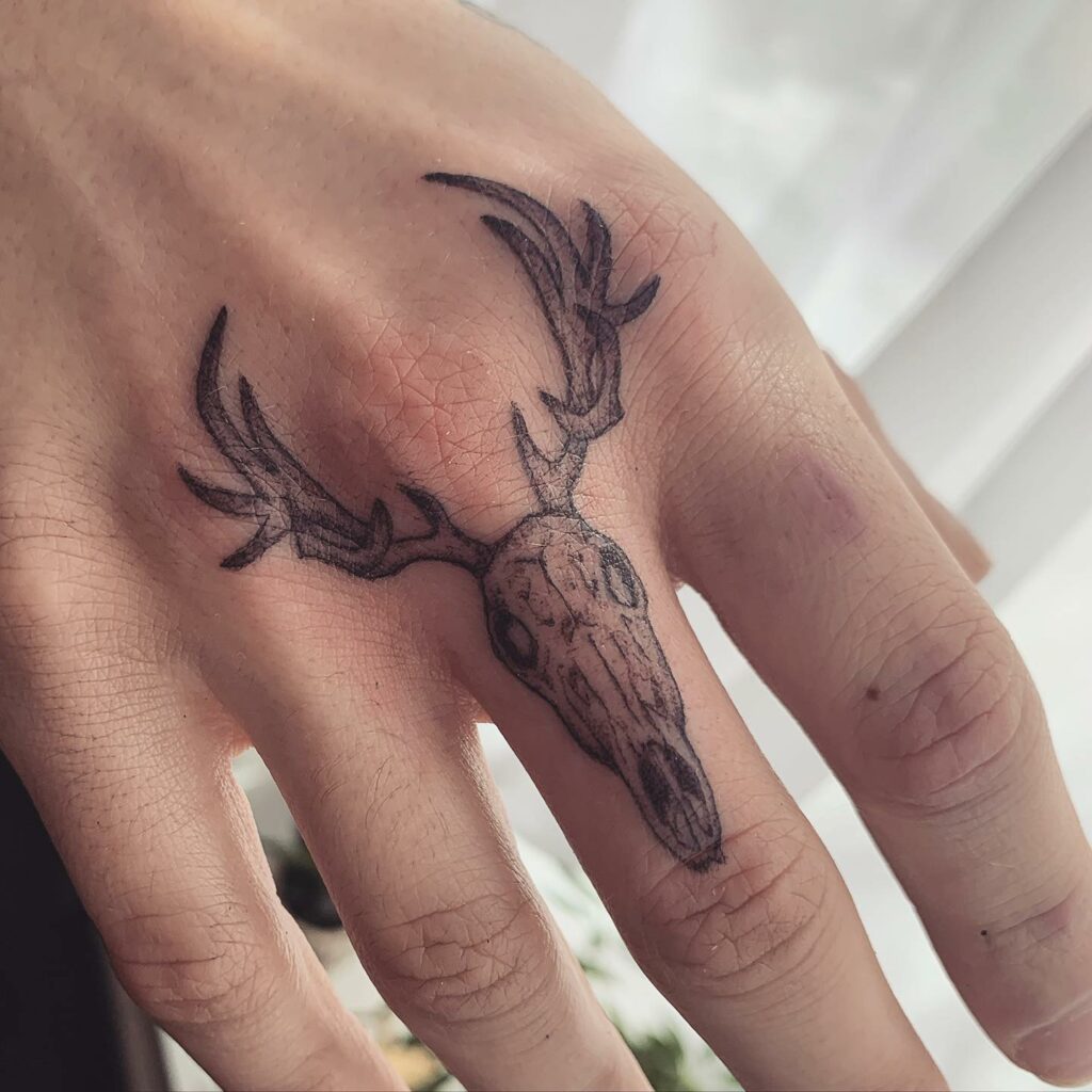 10+ Small Skull Tattoo Ideas That Will Blow Your Mind! 16 Small Deer Skull Tattoo